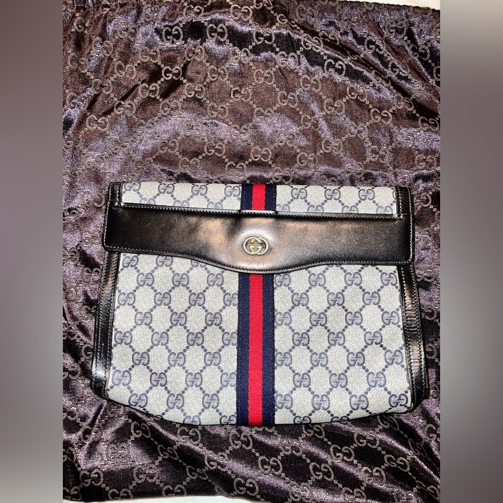 Authentic Vintage Gucci Ophidia Clutch -  Navy Leather